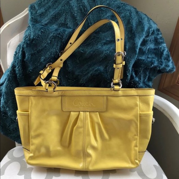 Yellow patent leather Coach Purse - Picture 1 of 7
